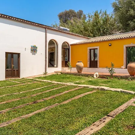 Sogno Di Giove Con Piscina By Wonderful Italy *